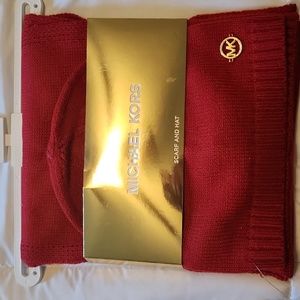Mk scarf and hat